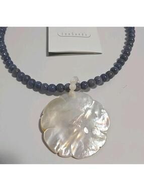 Lee Sands Carved HIBISCUS Mother Of Pearl Necklace Gray Beads and Sterling Clasp